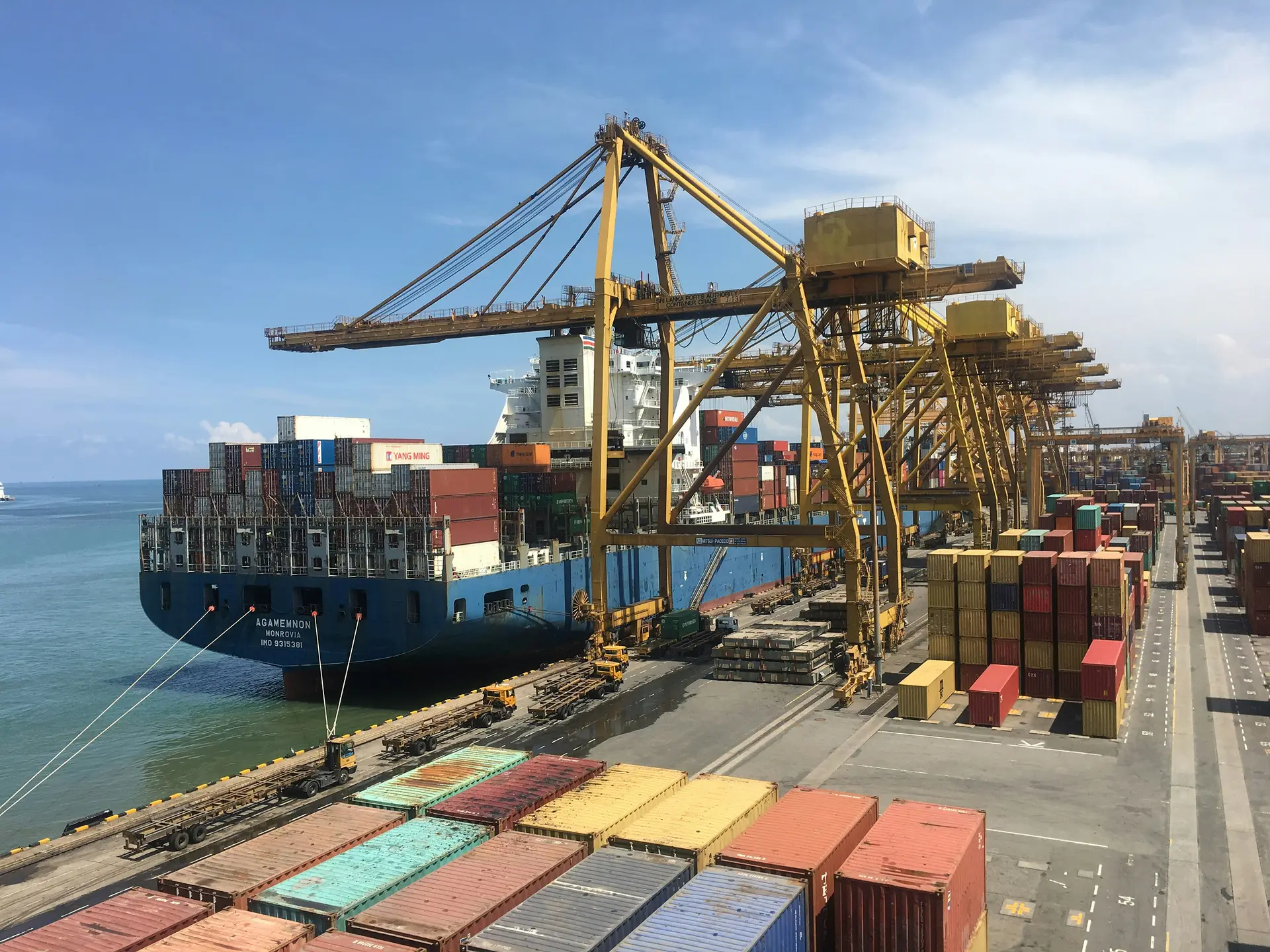 Global logistics network